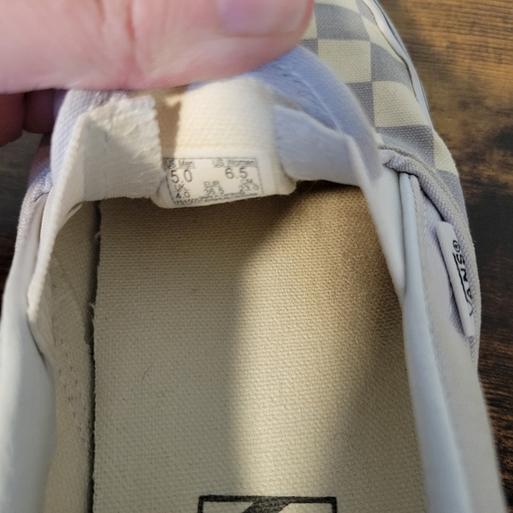 Gray and White Checkerboard Vans Woman's size 6.5/Men's size 5 - Picture 8 of 8